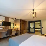 Leliko Suites