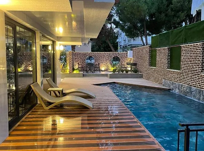 Estera Hotel Silent