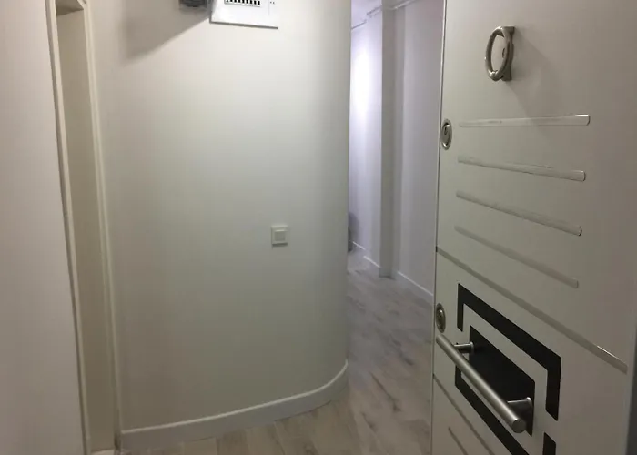 Kuk Apartment
