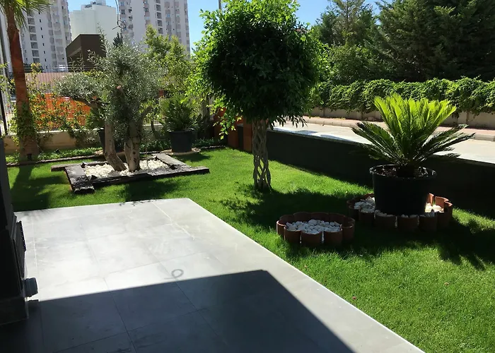 Bmk Suites And Apartments