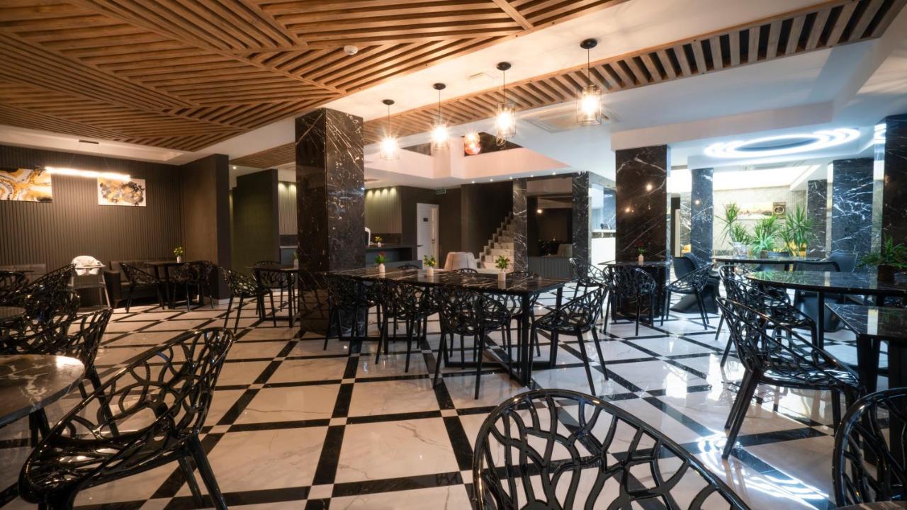 Hotel Estera Silent