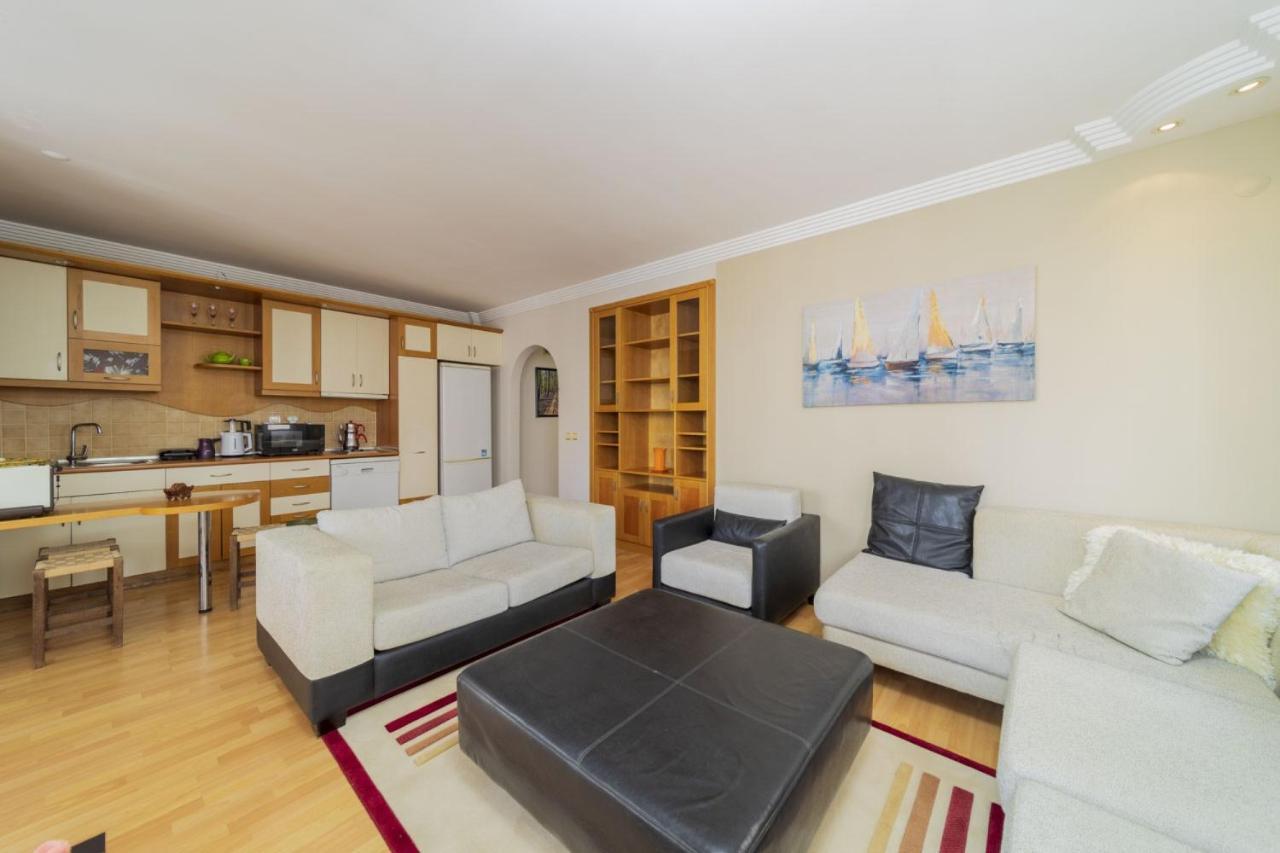 Cozy Flat With Balcony Close To Konyaalti Apartment *
