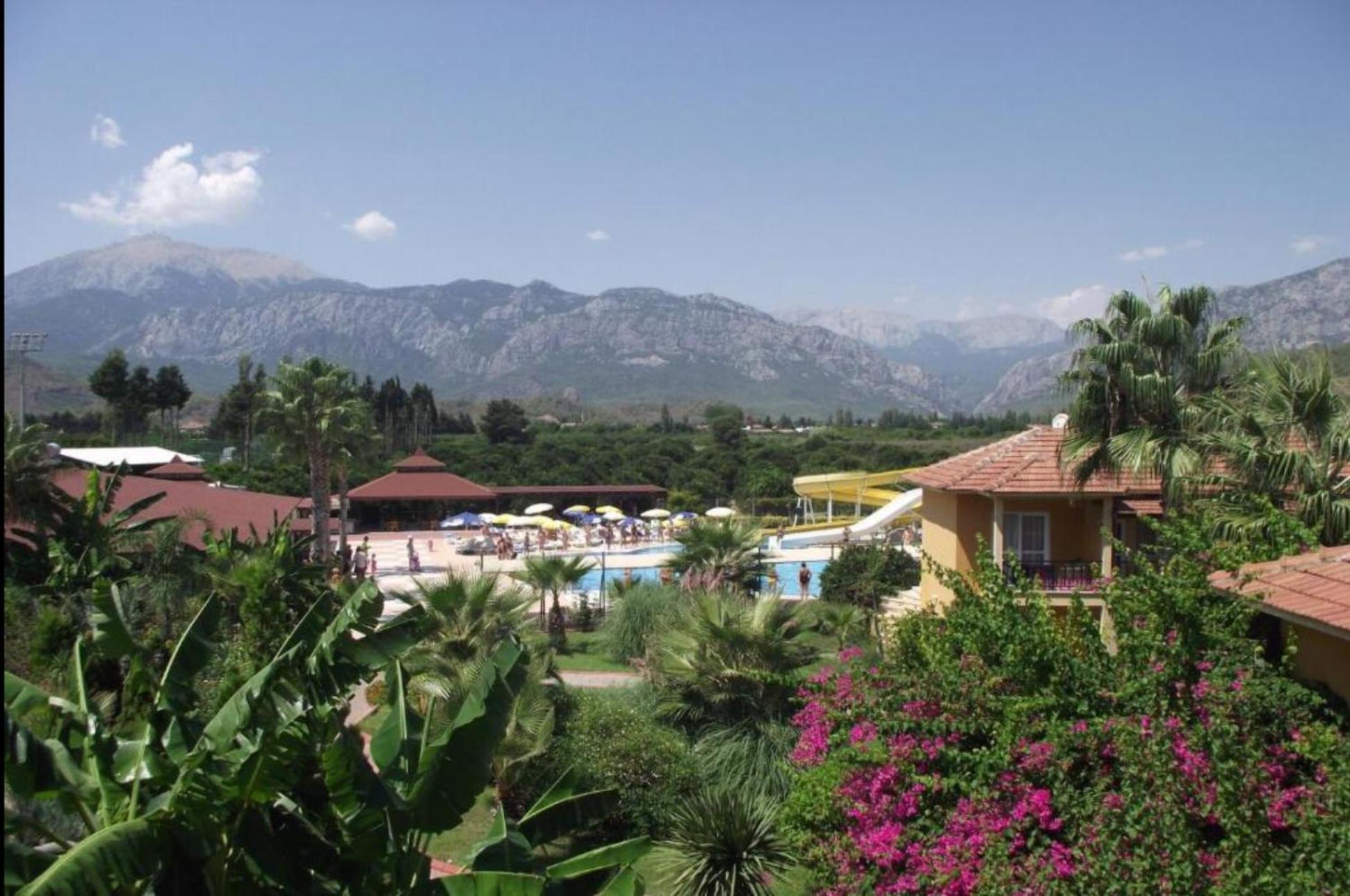 Mir'amor Garden Hotel 4*