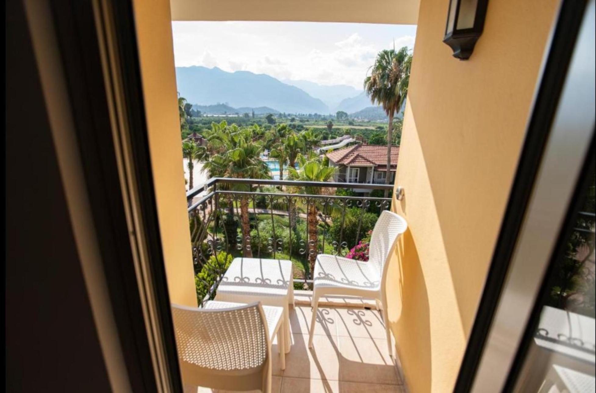 Mir'amor Garden Hotel 4*