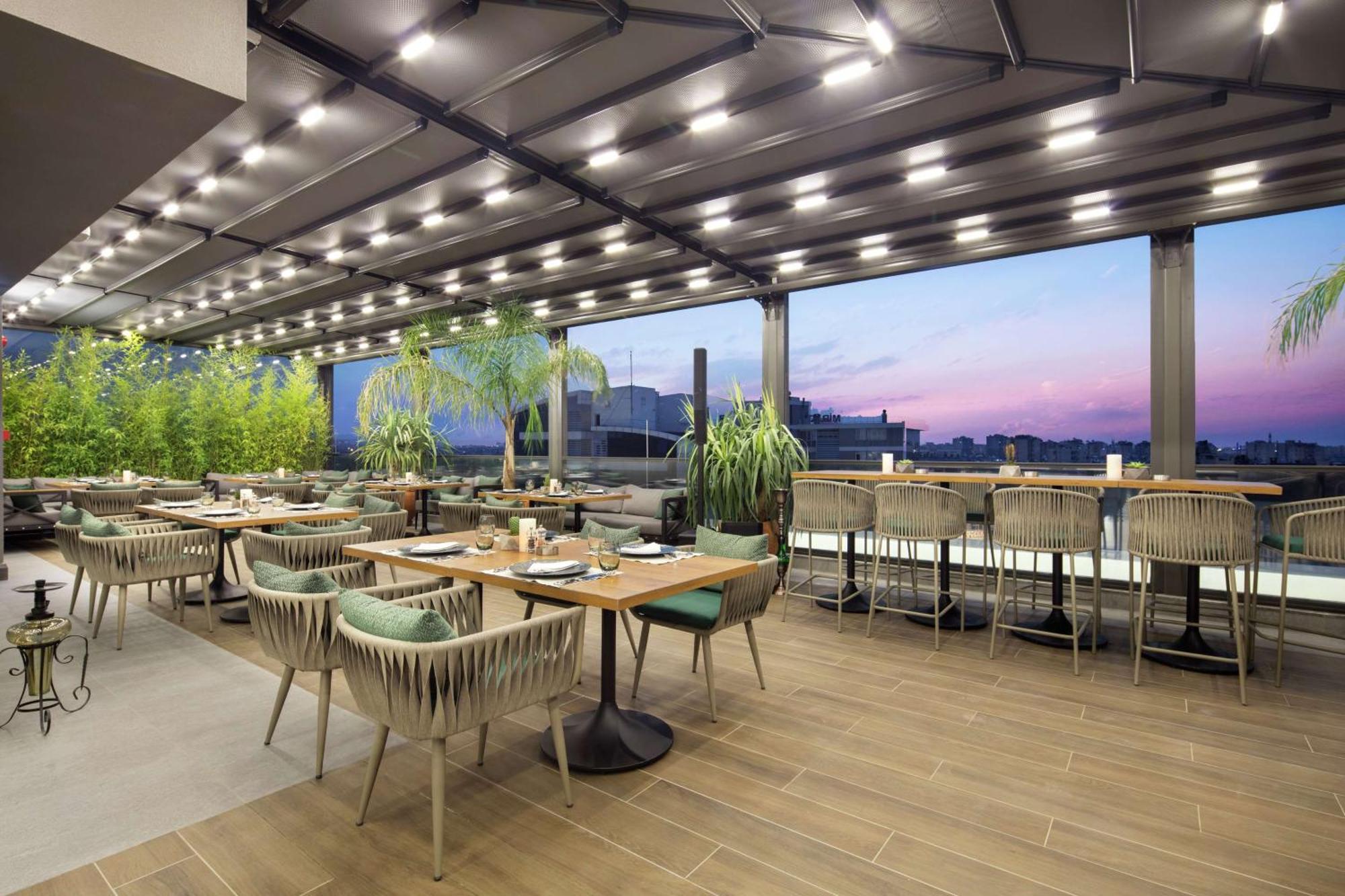 Doubletree By Hilton Centre 5*