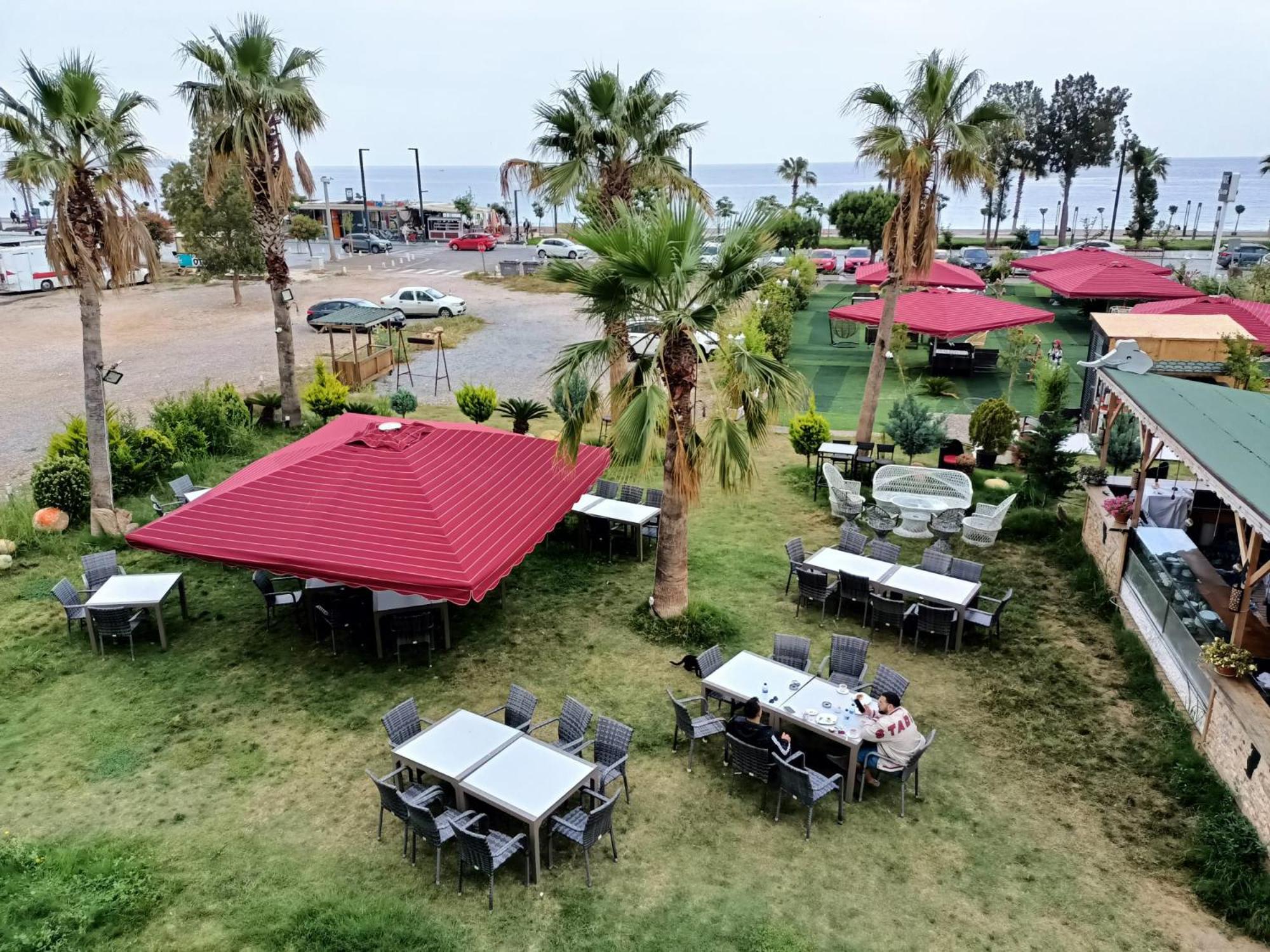 White Country Tree House And 3* Antalya