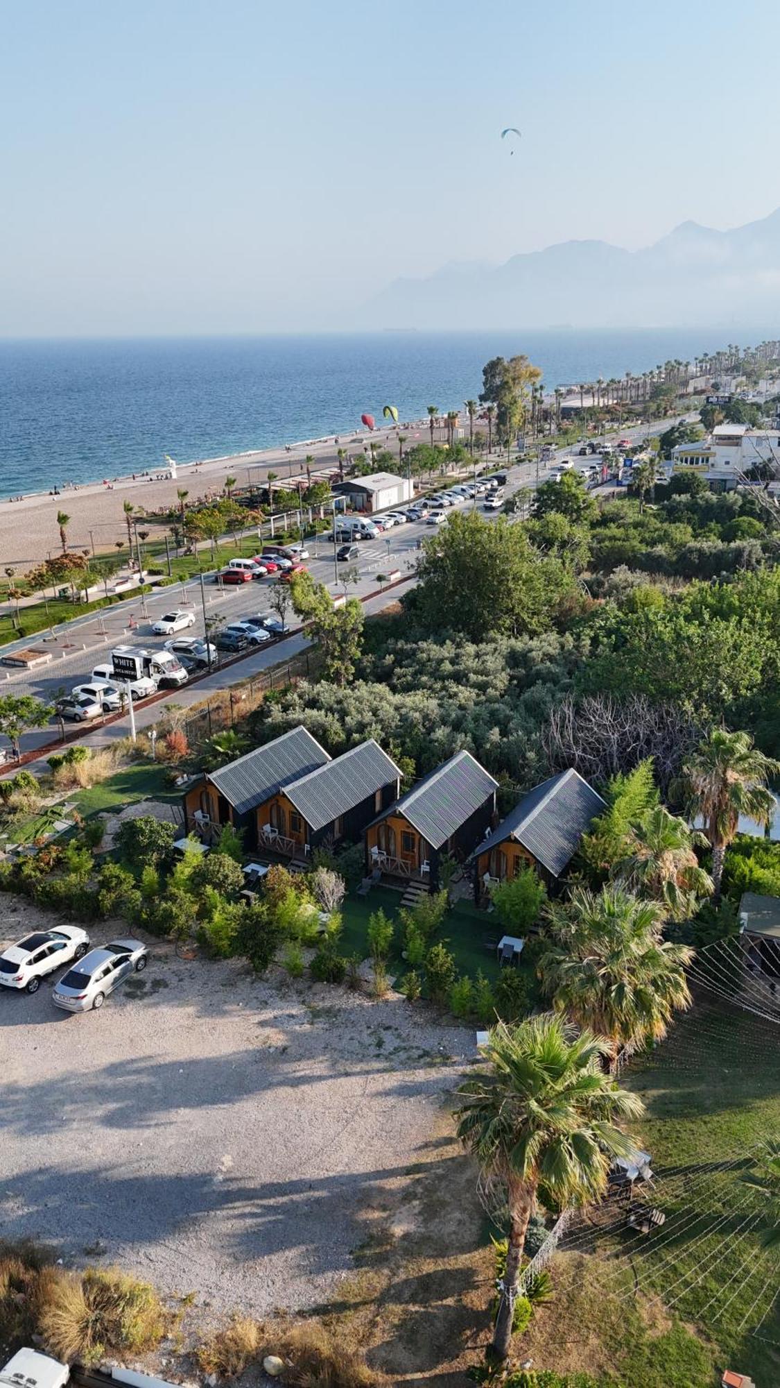 White Country Tree House And 3* Antalya