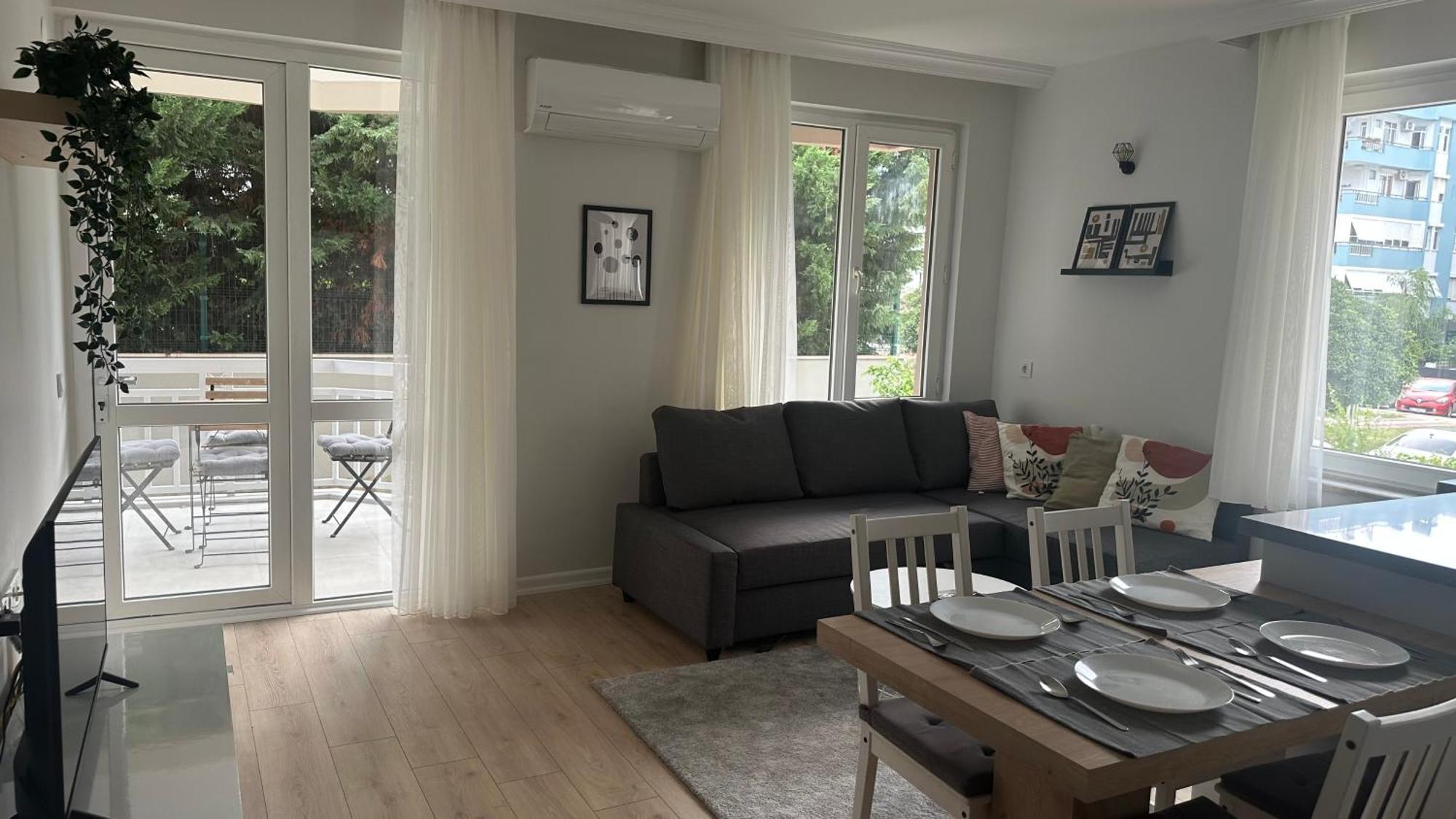 Skovde Apartment *