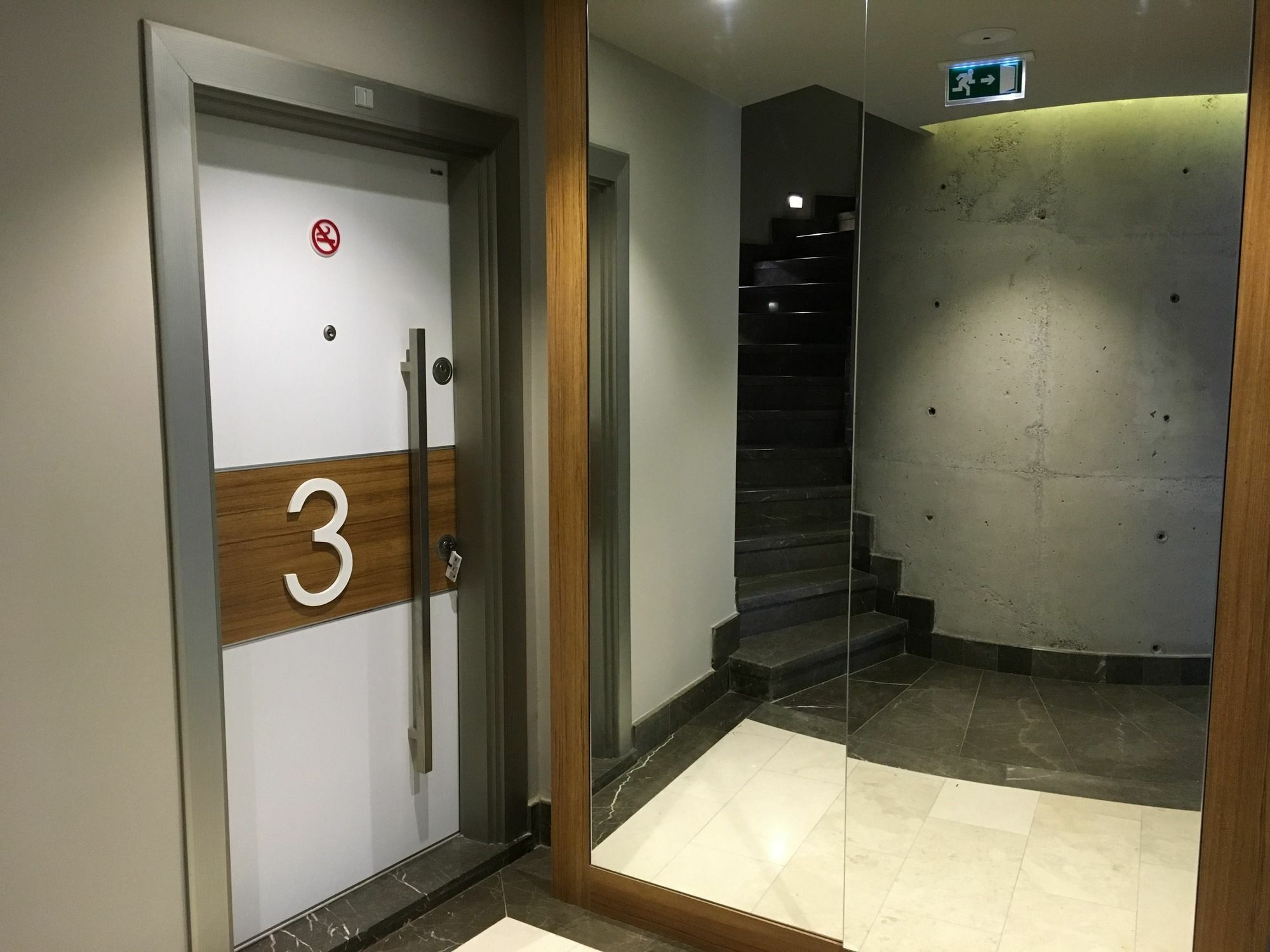 Bmk And Apartment *