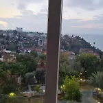 Antalya Deniz Manzarali Jakuzili Kral Dairesi