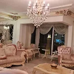Antalya Deniz Manzarali Jakuzili Kral Dairesi