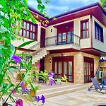 Attalos 2 Villa