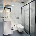 Kariva Hotel