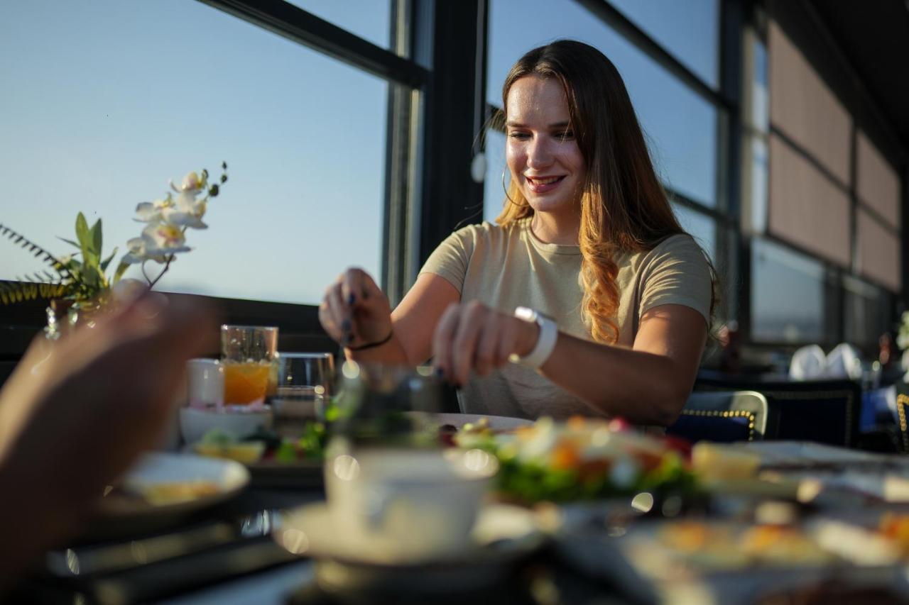 Leslion Luxury Hotel