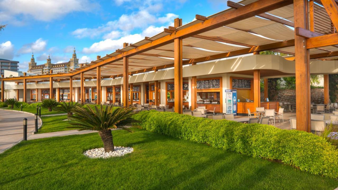 Resort Baia Lara