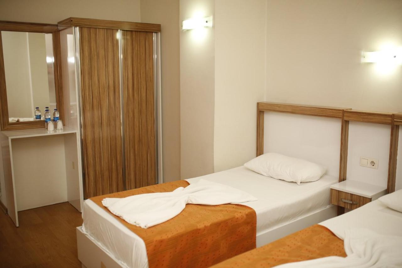 Oezhan 3* Antalya