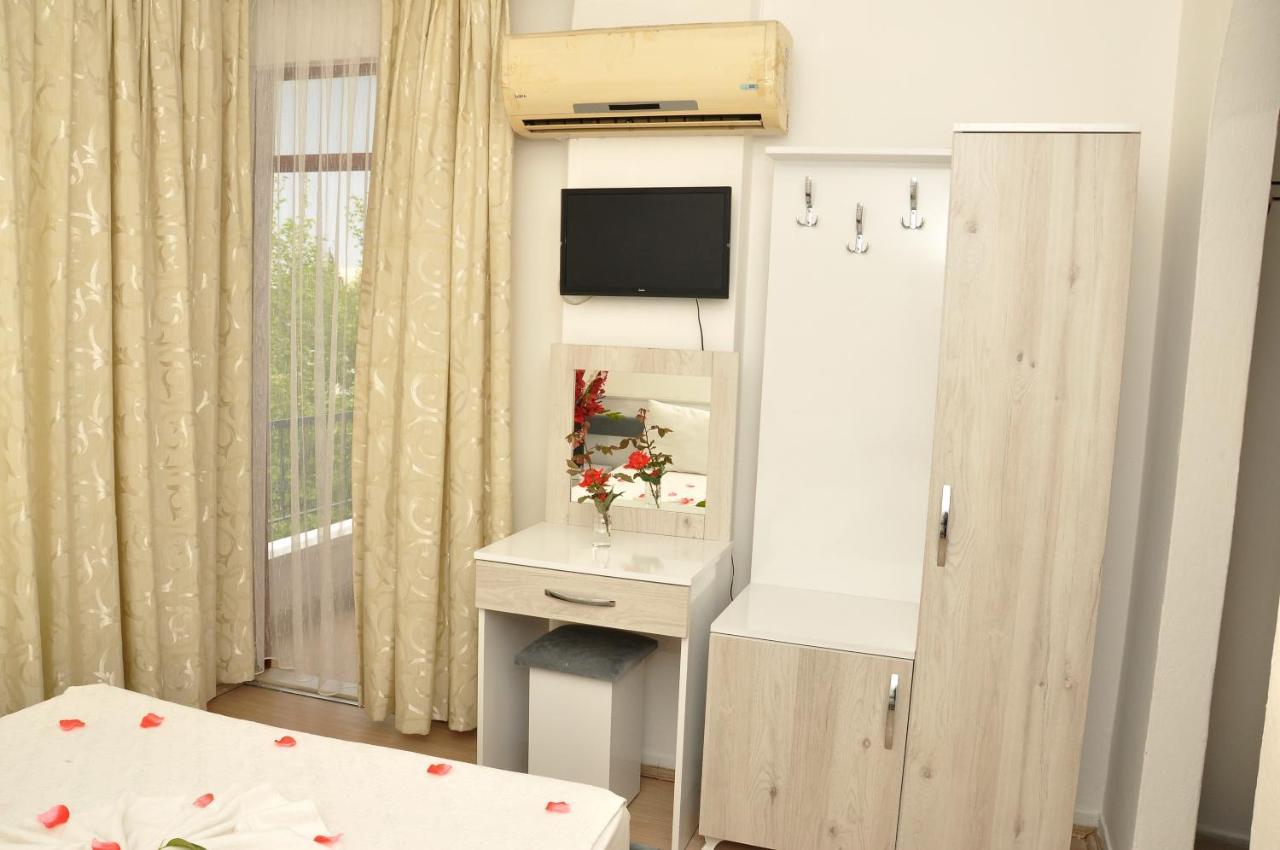 Cemre Otel 2*
