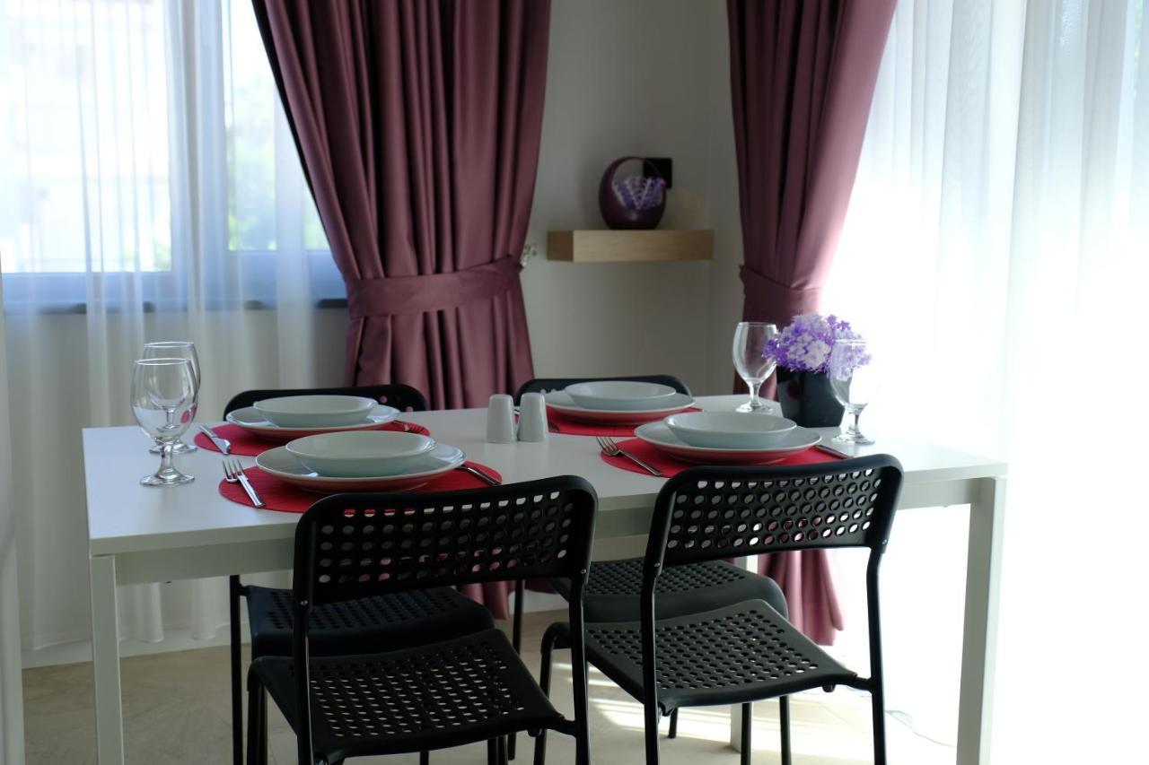 Vega Aparthotel