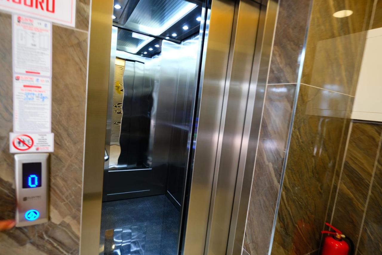 Aparthotel Vega *
