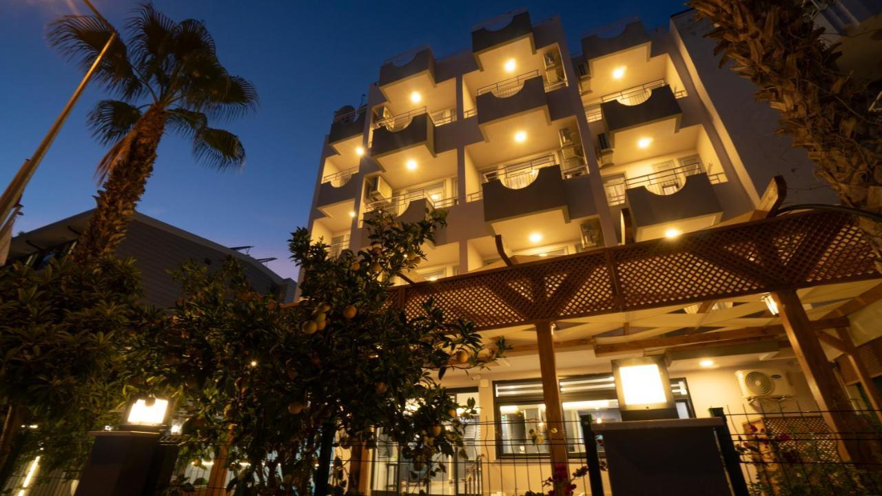 Opera Otel 3*