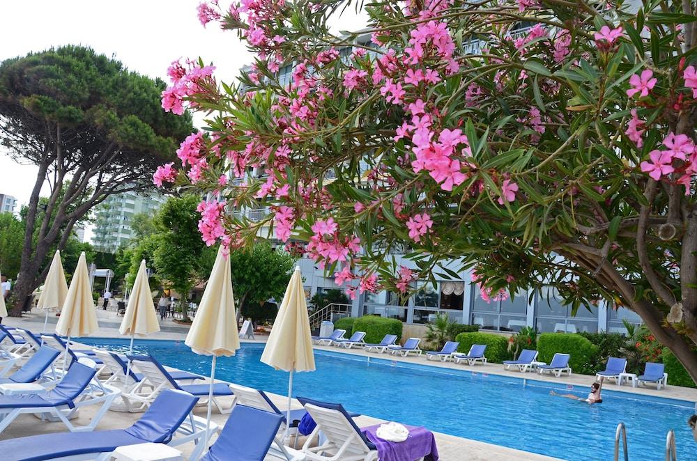 Lara Hotel Antalya
