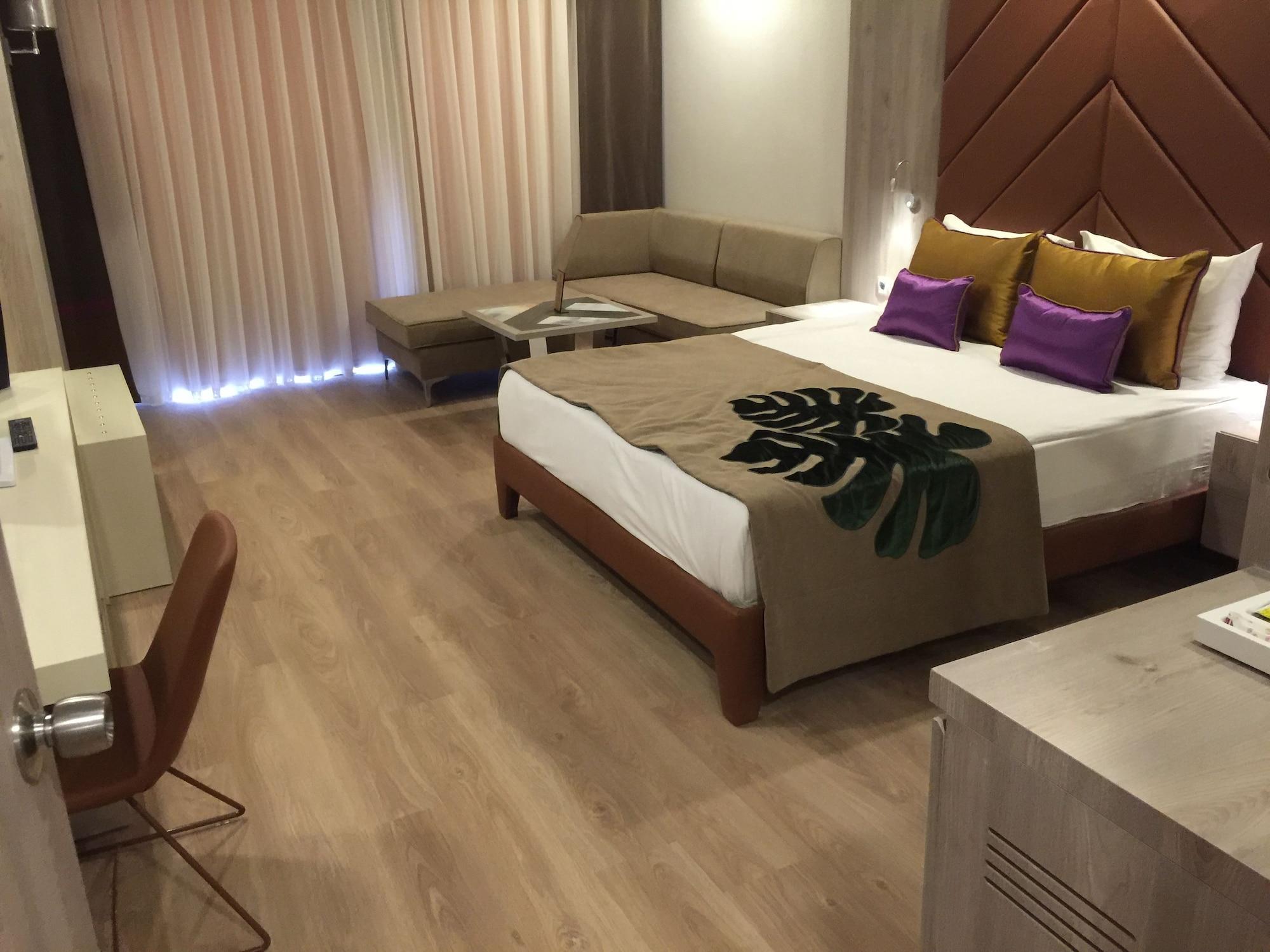 Resort Delphin Be Grand Antalya