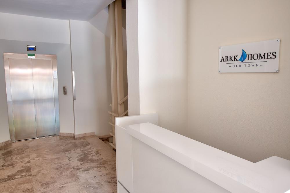 Aparthotel Arkk Homes 2*