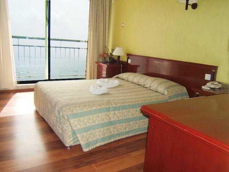 Lara Hotel