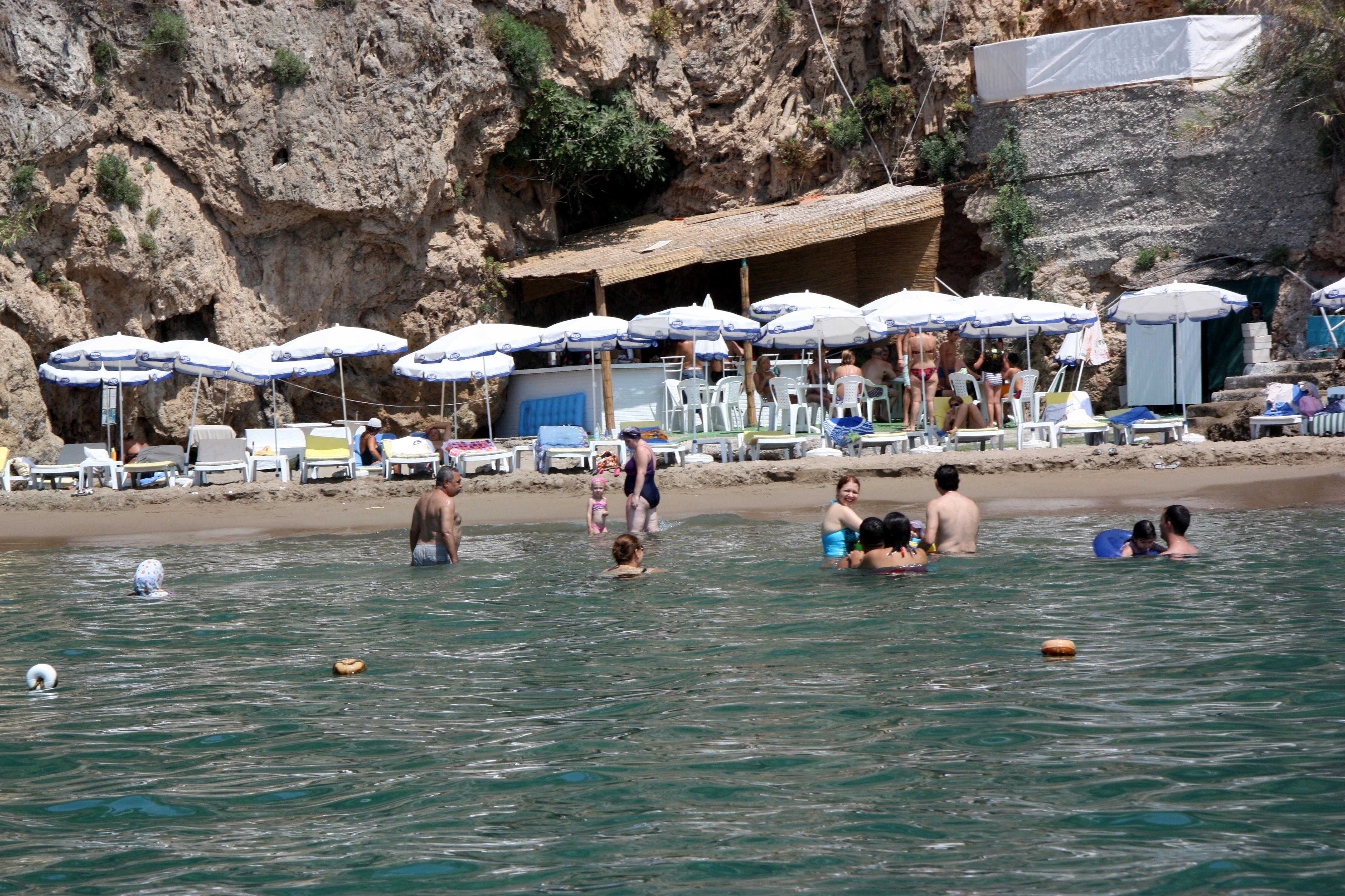 Lara Hotel