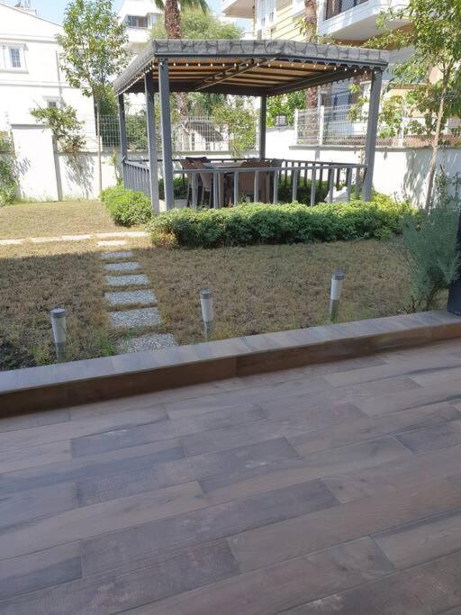 Eine Wunderschone Mit Pool Und Garten * Antalya