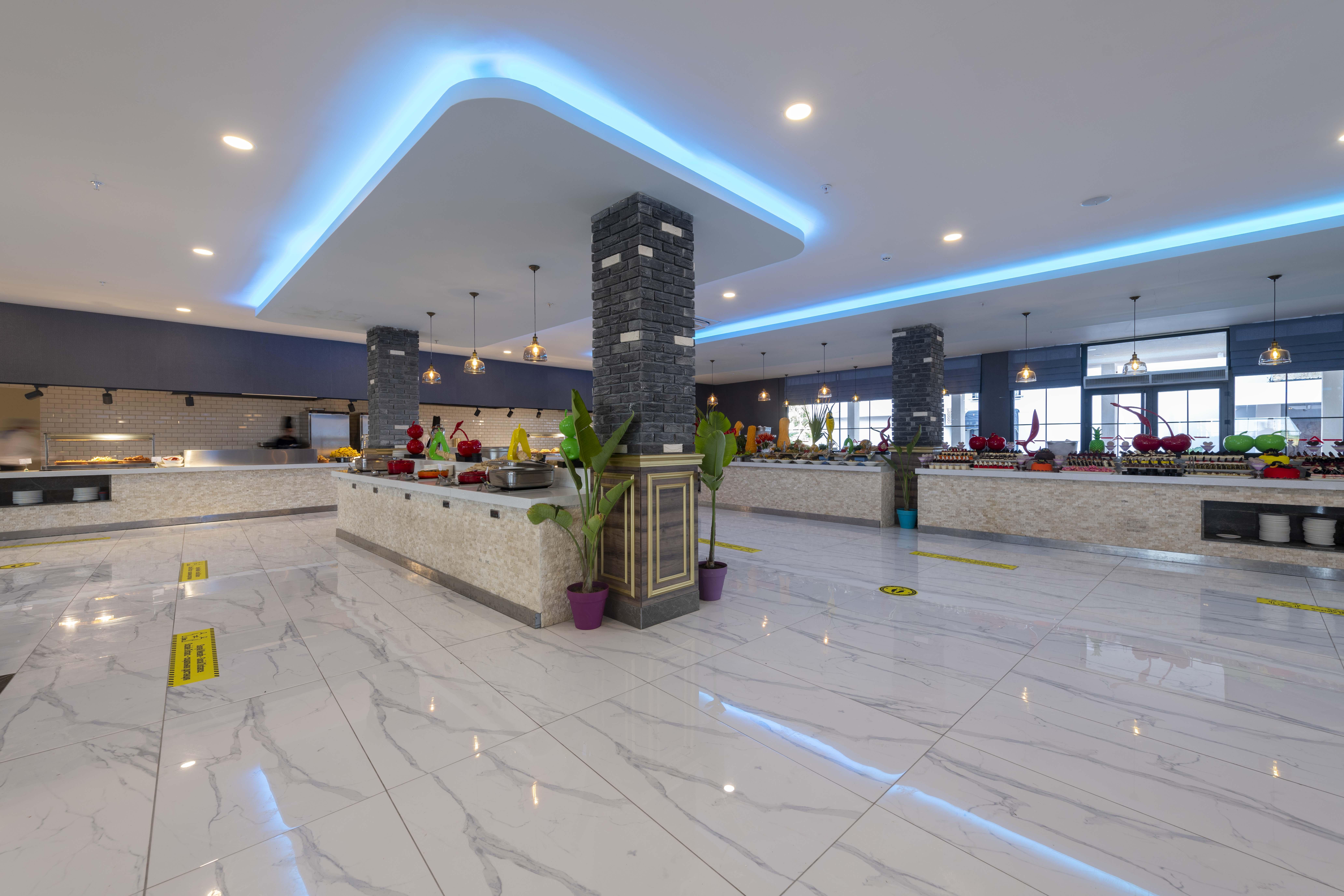 Otel Royal Towers Lara