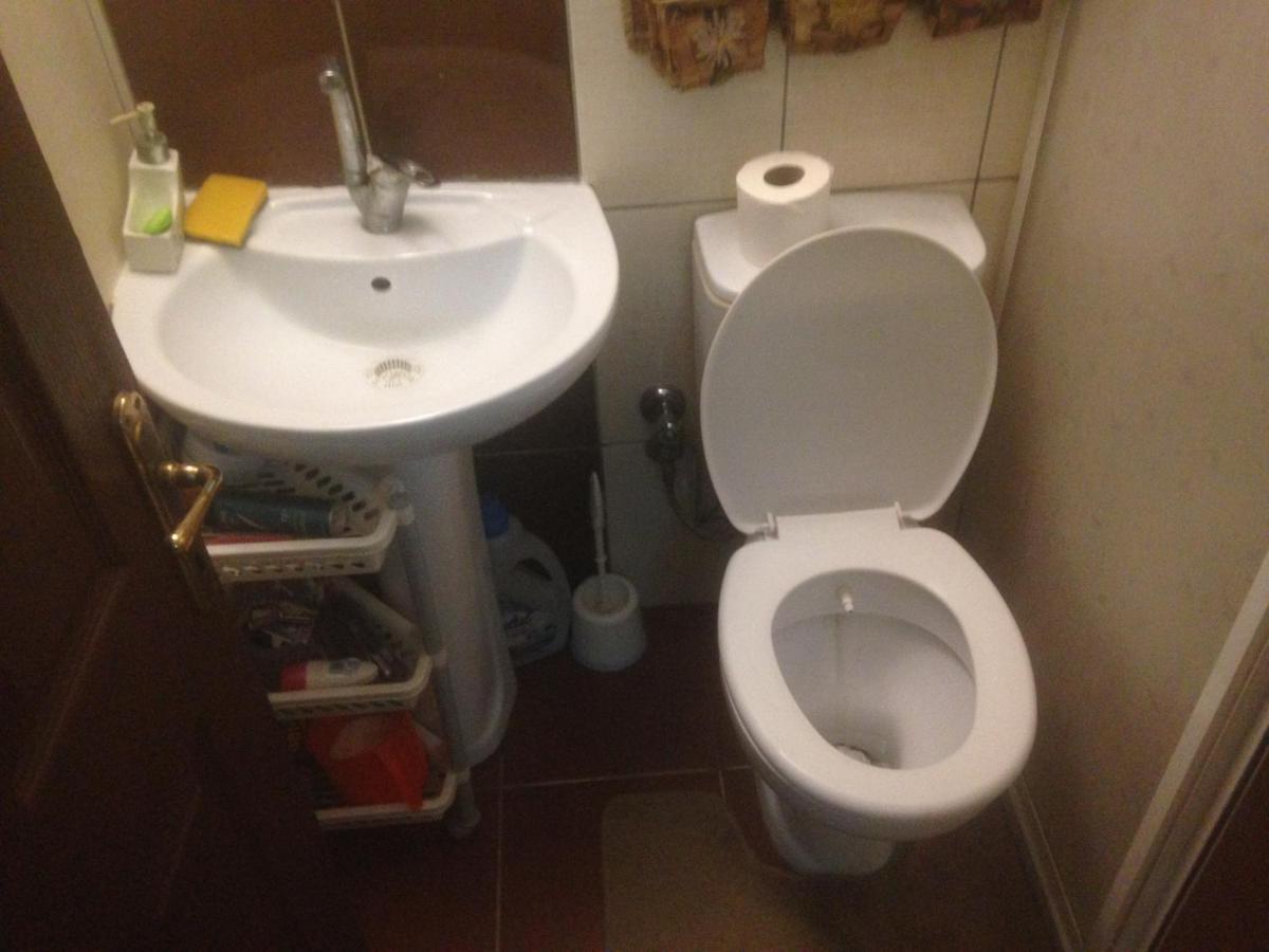 Apartment 4 Persons Flat House - Cheap Homestay Sleeping Place