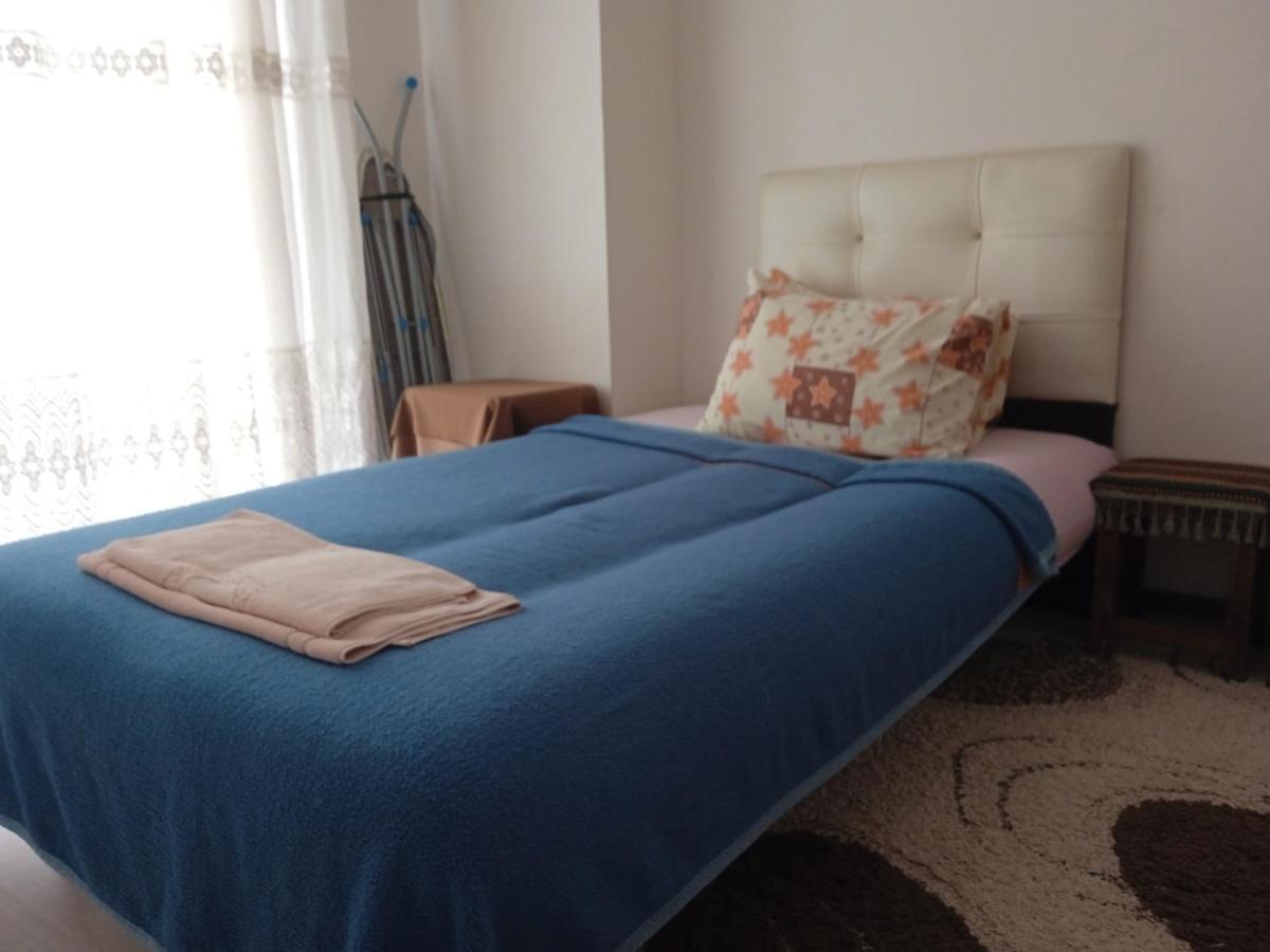 Makif Family Cheap Furnished Vacation Flat *