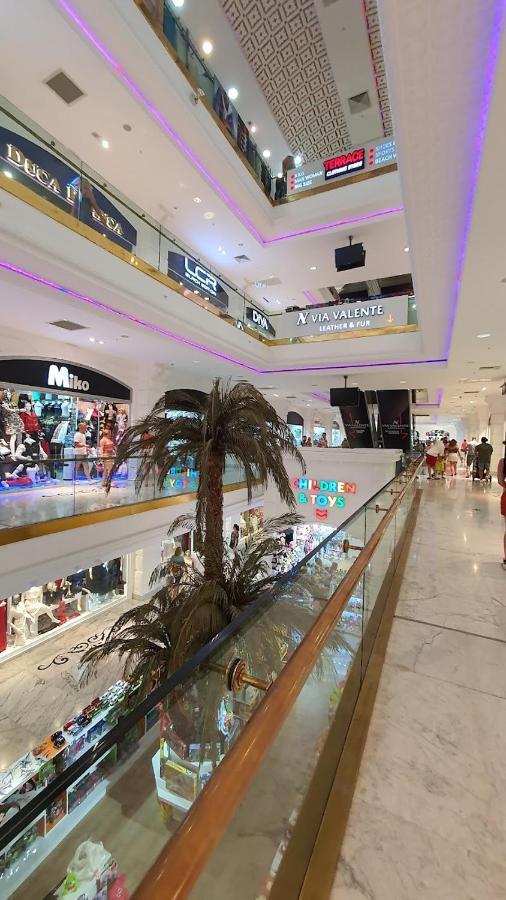 Essiz Konsept Daireden Havuza Ozel Girisli Apartment