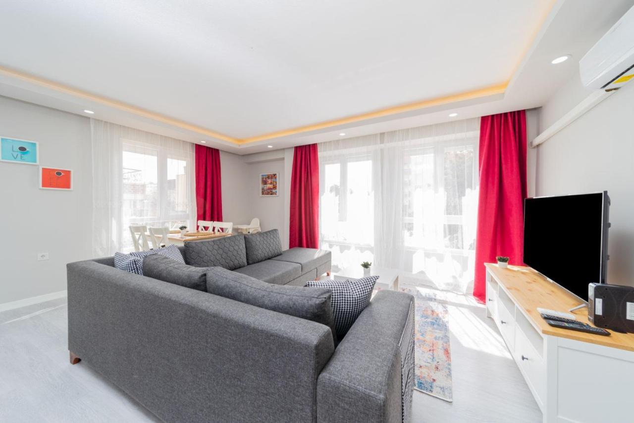 Modern And Fully Furnished Flat In Apartment Antalya