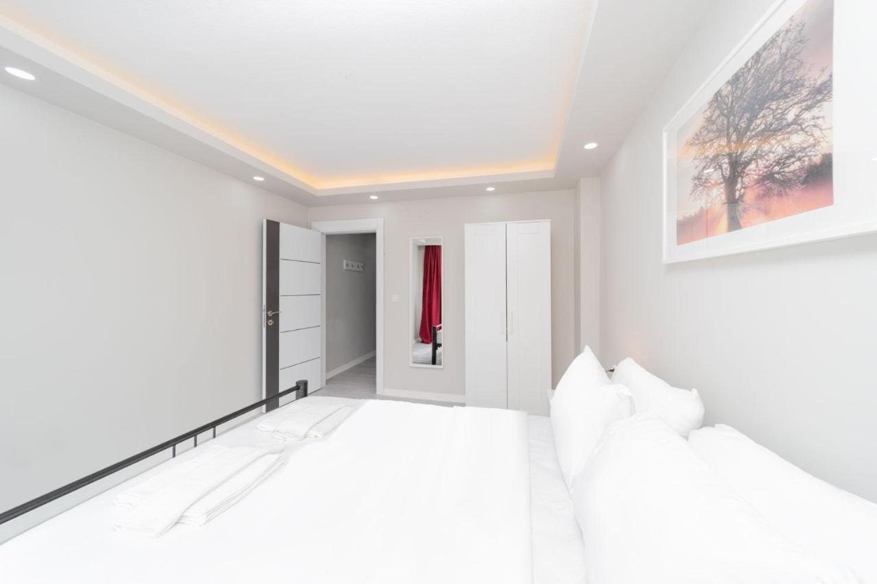 Modern And Fully Furnished Flat In Apartment Antalya