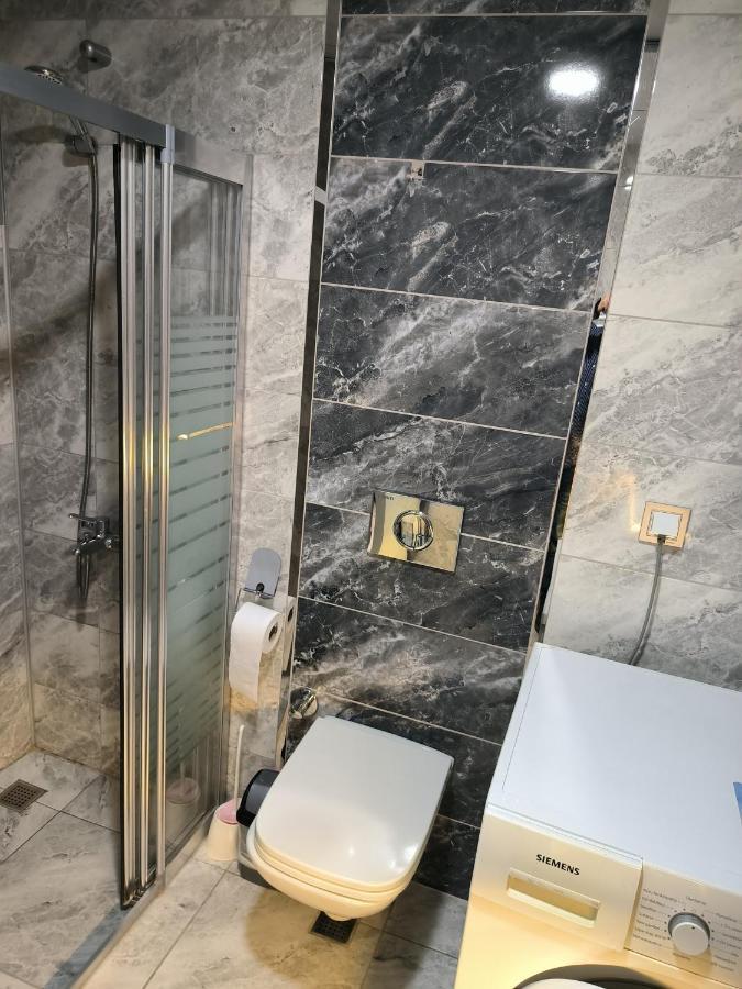 Apart Otel Sky &