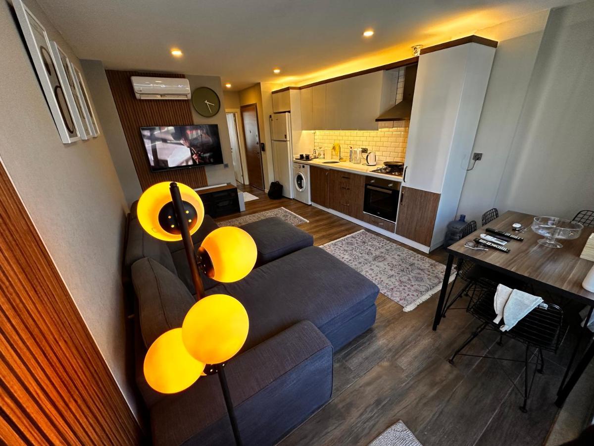 Essiz Konsept Daireden Havuza Ozel Girisli Apartment Antalya