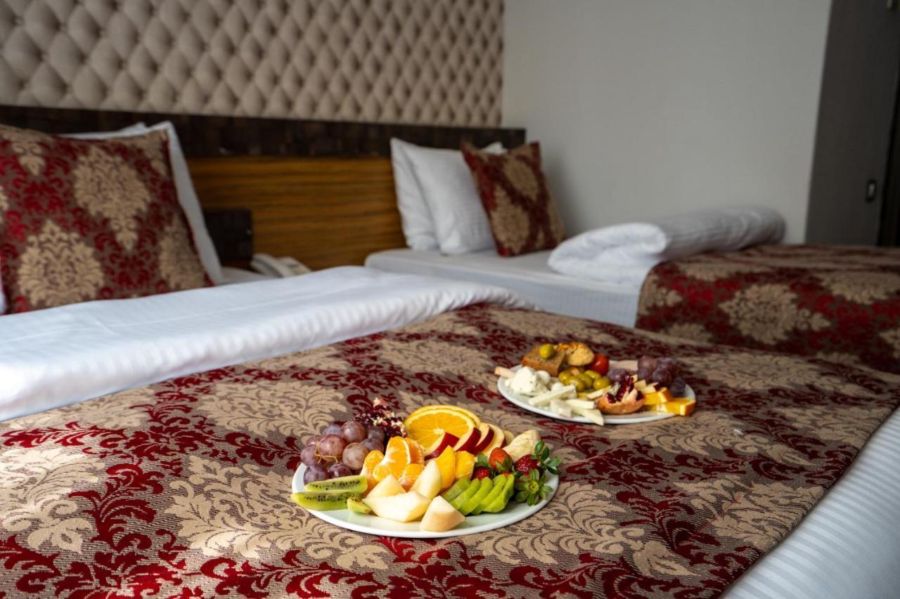 Hotel Mevre 3*