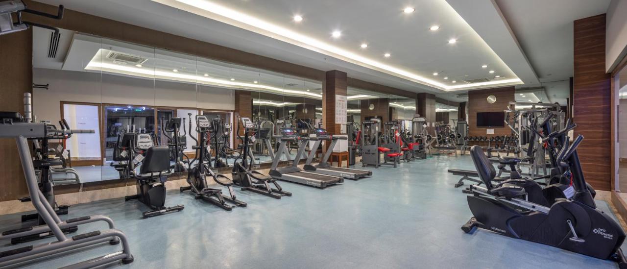 Hotel Ramada By Wyndham Lara Antalya