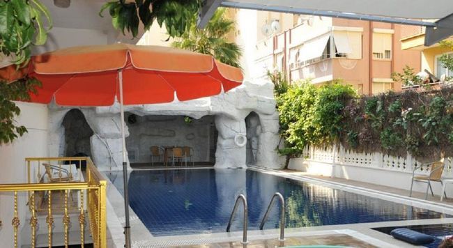 Otel Perlo