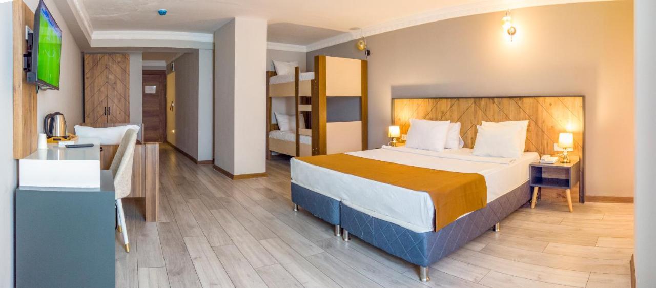 Privado Hotel 3*