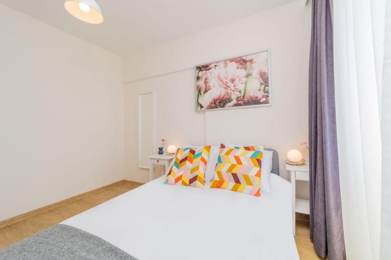 Gorgeous Flat With Shared Pool In Kepez * Antalya
