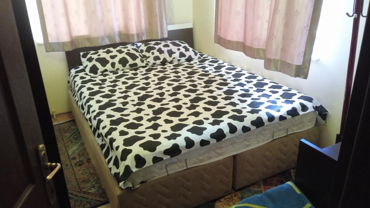 Makif Family Cheap Furnished Vacation Flat