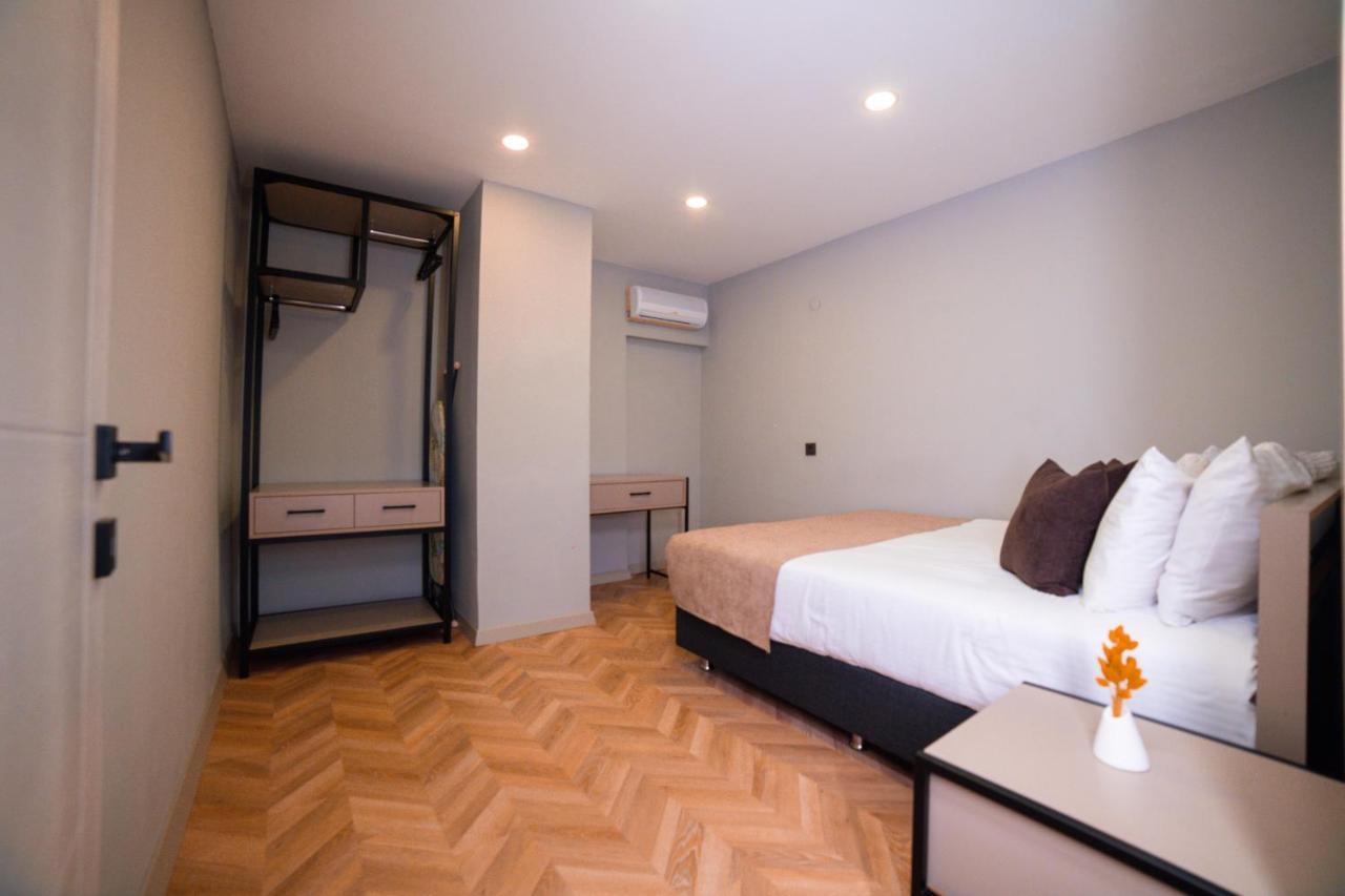 Moon Aparthotel *