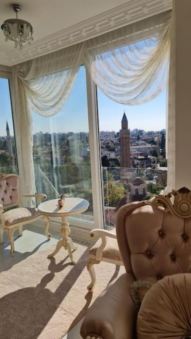 Apartment Deniz Manzarali Jakuzili Kral Dairesi