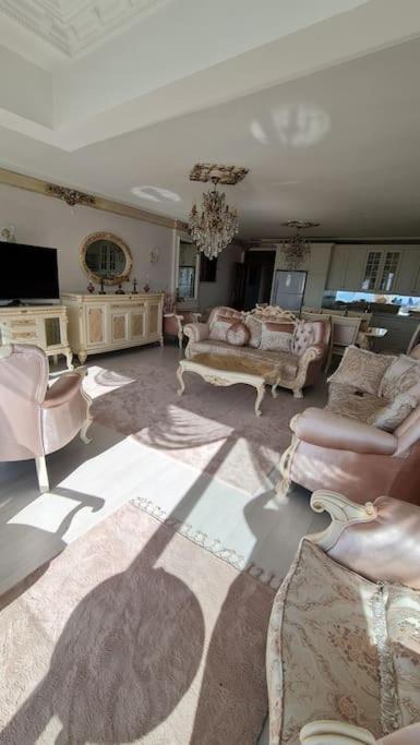 Deniz Manzarali Jakuzili Kral Dairesi Apartment Antalya