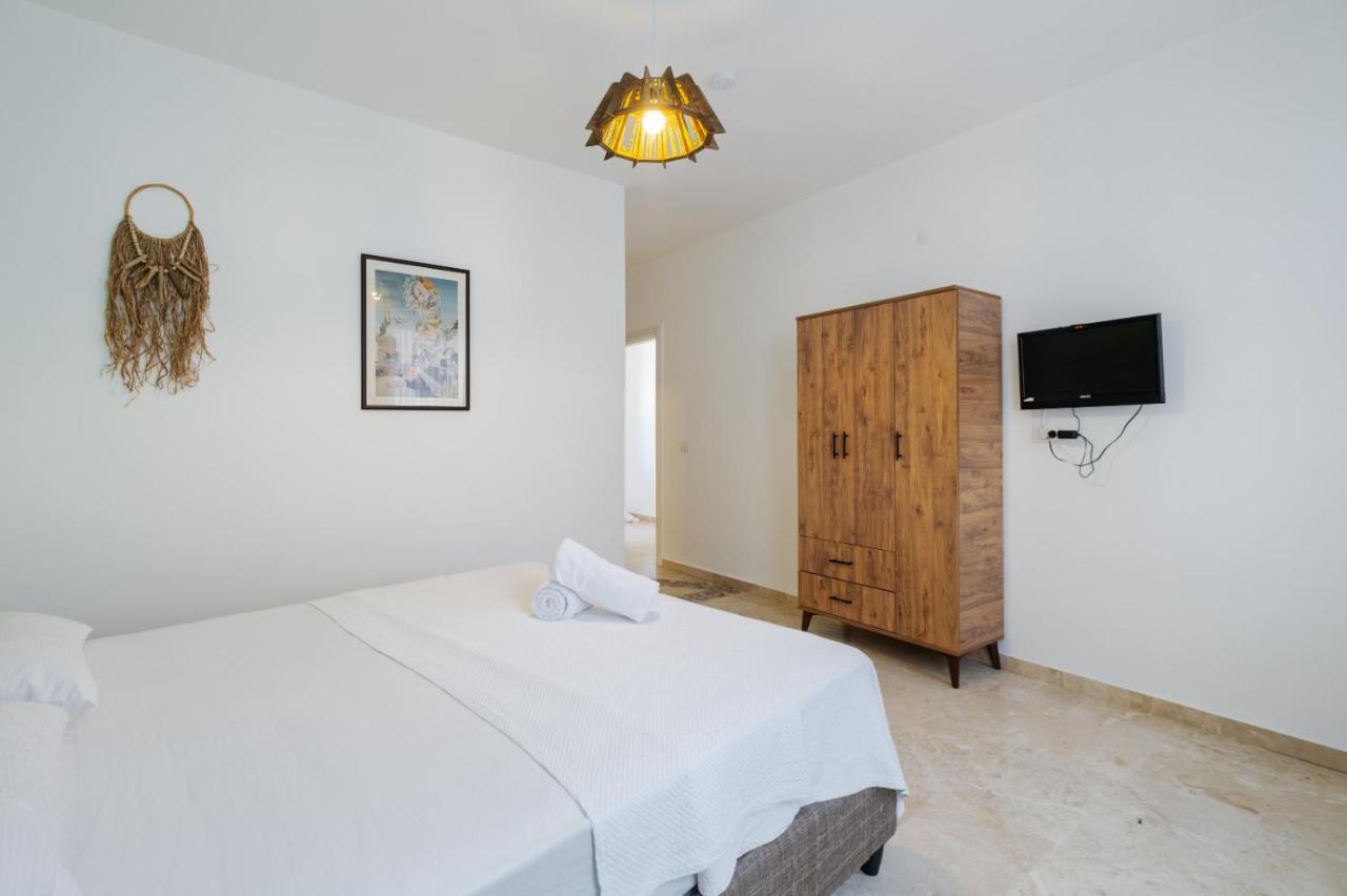 Mel Town Bed & Breakfast