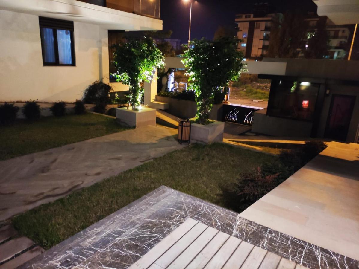 Apartment Hermes Rezidans *
