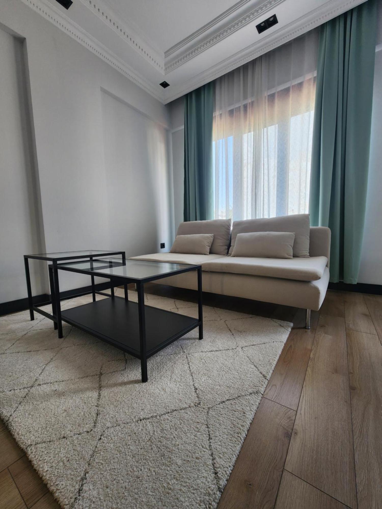 Snowdrop Apartment *